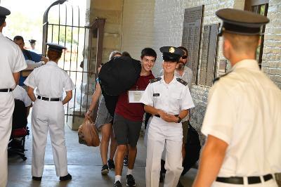 Cadets assisting incoming Rats on move-in day