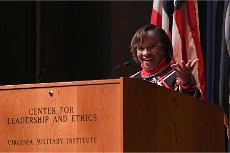 General Binford H. Peay III, ’62 Leader-in-Residence for the 2021-22 academic year, Lt. Gen. Gwen Bingham, an honorary inductee this year.—VMI Photo by H. Lockwood McLaughlin.