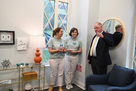 Tracy Matheson, founder of Project Beloved, and her sister, Becky Halterman, with Michael L. Marshall, VMI chief of police