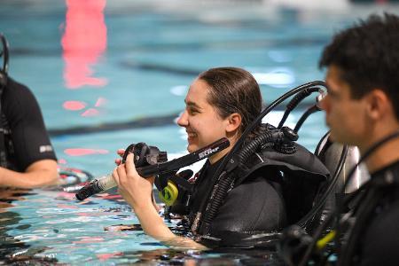 Featured Stories: The Extra Mile: Scuba Club - VMI News