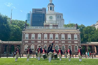 The Plymouth Fife and Drum Corps performs in front of Independence Hall in Philadelphia, Pennsylvania. —Photo courtesy of the Plymouth Fife and Drum Corps.