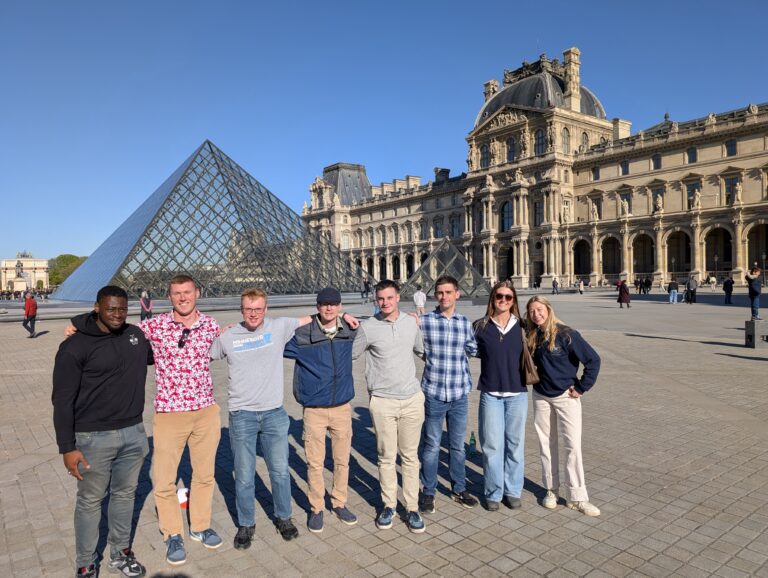 Commissioning Cadets Explore la France